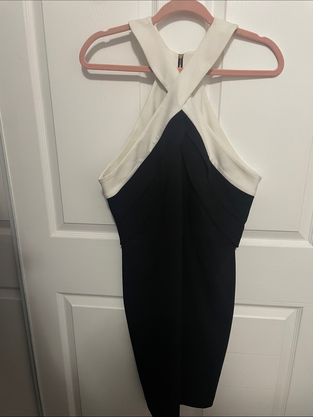 Elegant Black and White Crossback Sheath Dress